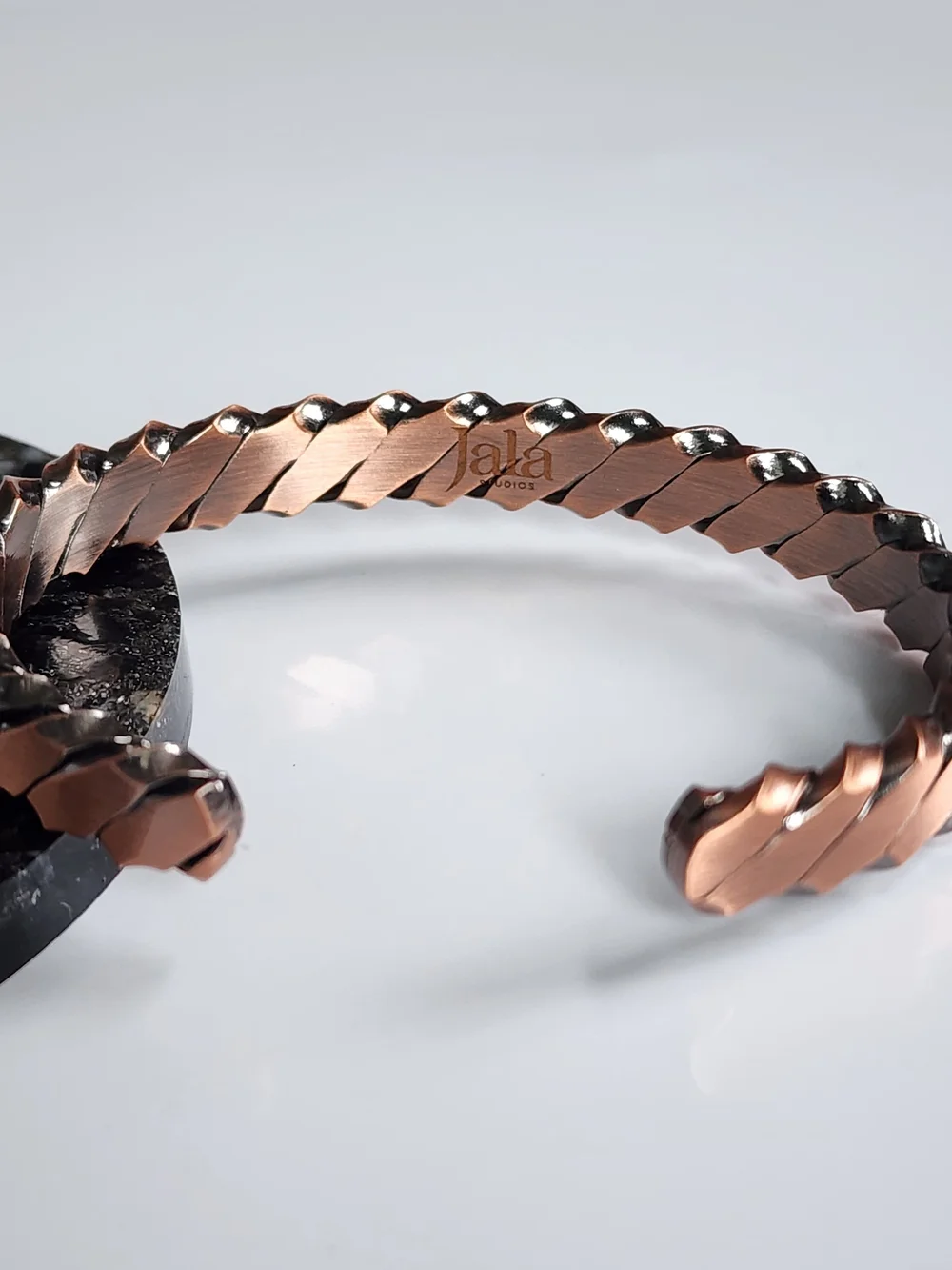 Pure Copper Magnetic Cuff Bracelet – 6 Magnets – 10mm Wide Adjustable Unisex